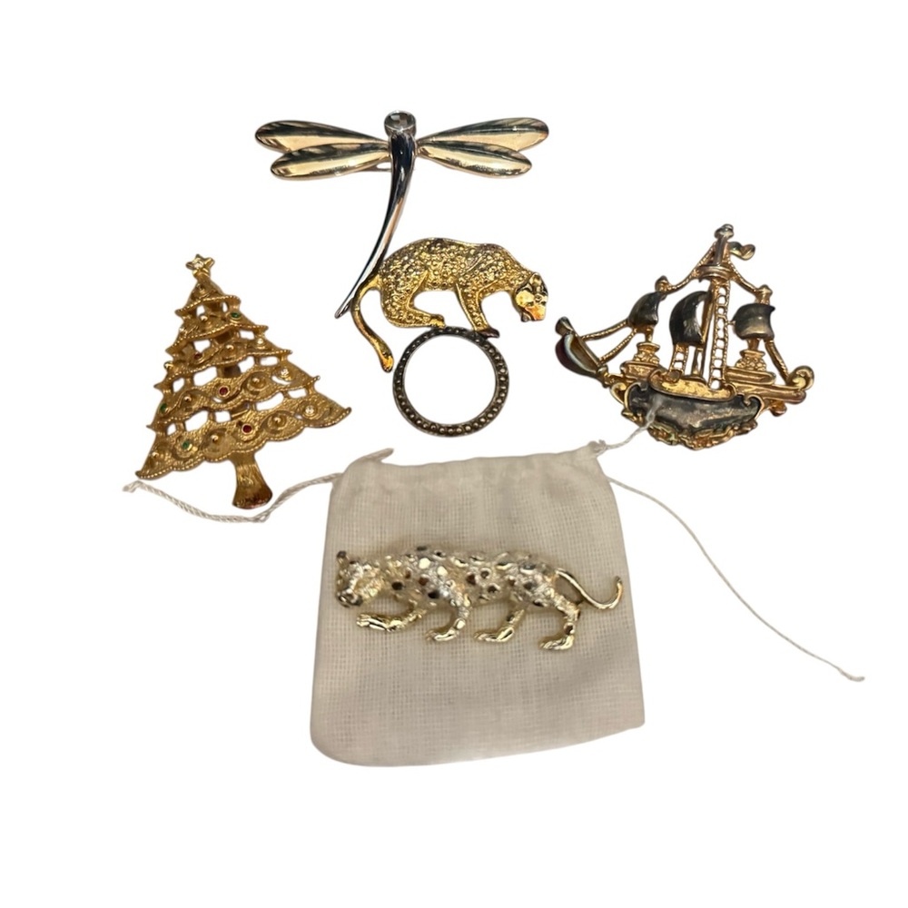 Gold and Silver Brooch Set